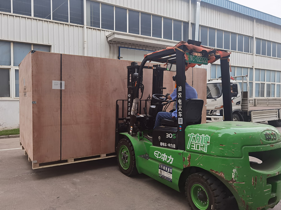 【发货日常】出口伊拉克工业平板打印机装箱发货